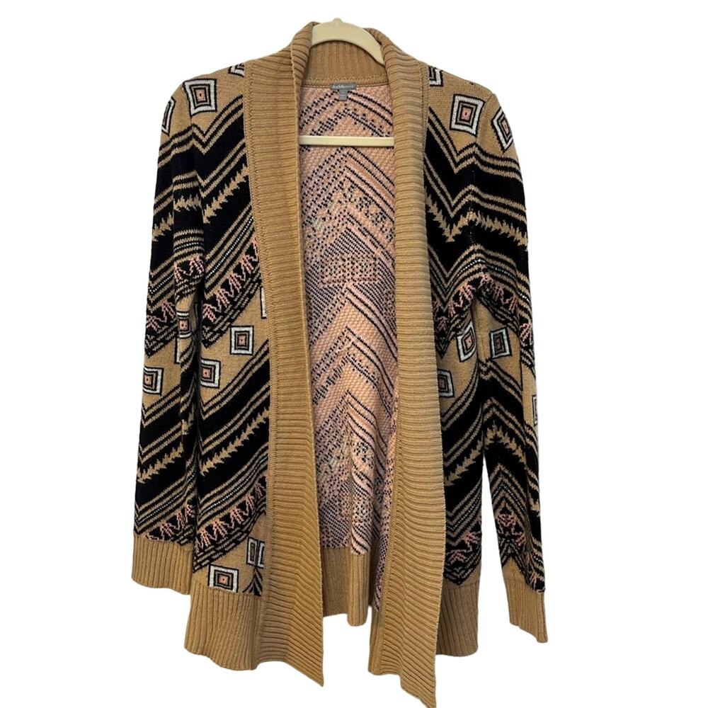 Charlotte Russe long thick knit geometric Aztec cardigan, juniors size M